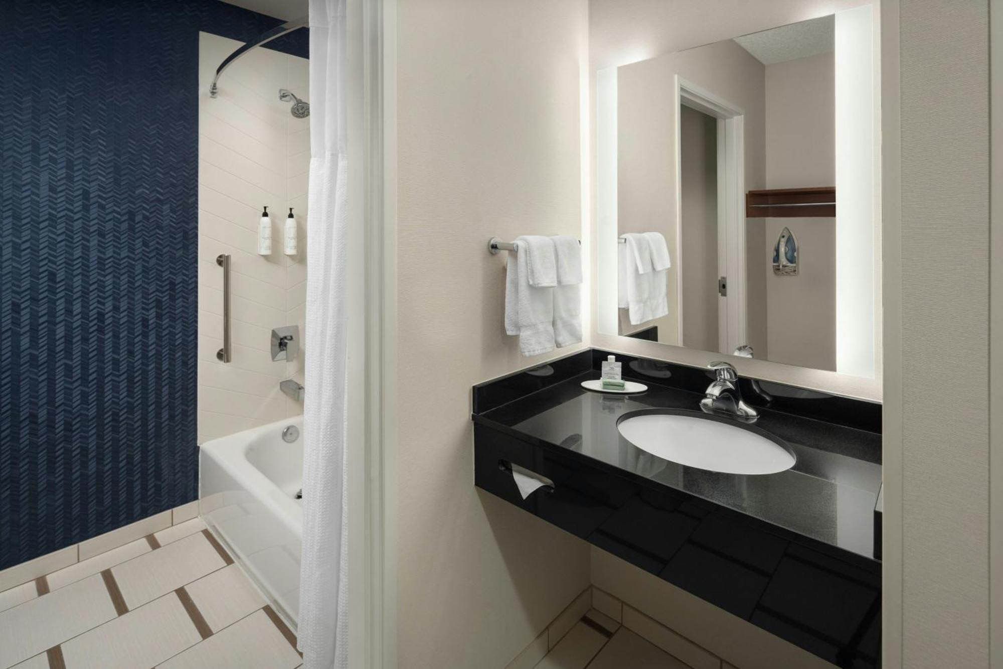 Fairfield Inn & Suites Portland South/Lake Oswego Eksteriør billede